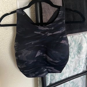 VS Highneck Sports Bra